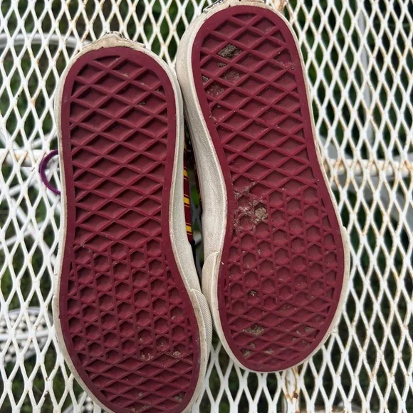 Harry Potter Gryffindor Vans kids sk8 hi tops size 3.5